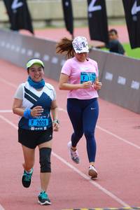 BIB: 1376, 2028
                            <button type="button" onclick="openModal(4642305)" class="btn btn-primary btn-sm float-right btn-popup" data-toggle="modal" data-target=".modal-high-quality">
                        <i class="fas fa-shopping-cart"></i> Add to Cart
                    </button>
                                            <button type="button" onclick="isThisMe(4642305, true)" class="btn btn-success btn-sm float-right btn-popup btn-isme hidden" data-toggle="tooltip" data-placement="bottom" title="นี่คือรูปของคุณใช่ไหม คลิกที่นี่เพื่อเอาเข้าอัลบั้ม">
                        <i class="fas fa-plus"></i> Add to album
                    </button>
                    <button type="button" onclick="isThisMe(4642305, false)" class="btn btn-warning btn-sm float-right btn-popup btn-isnotme hidden">
                        <i class="fas fa-ban"></i> Remove from album
                    </button>